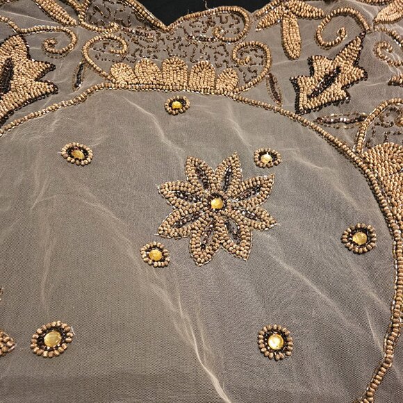 Vintage Hand beaded Tablecloth - Picture 2 of 11